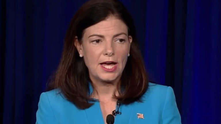 How To Lose A Senate Seat In 12 Seconds, By Kelly Ayotte