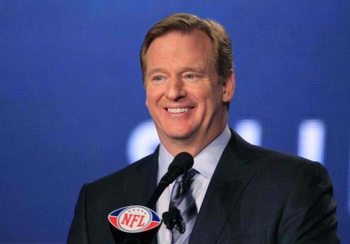 NFL-Commissioner-Roger-Goodell-takes-hi