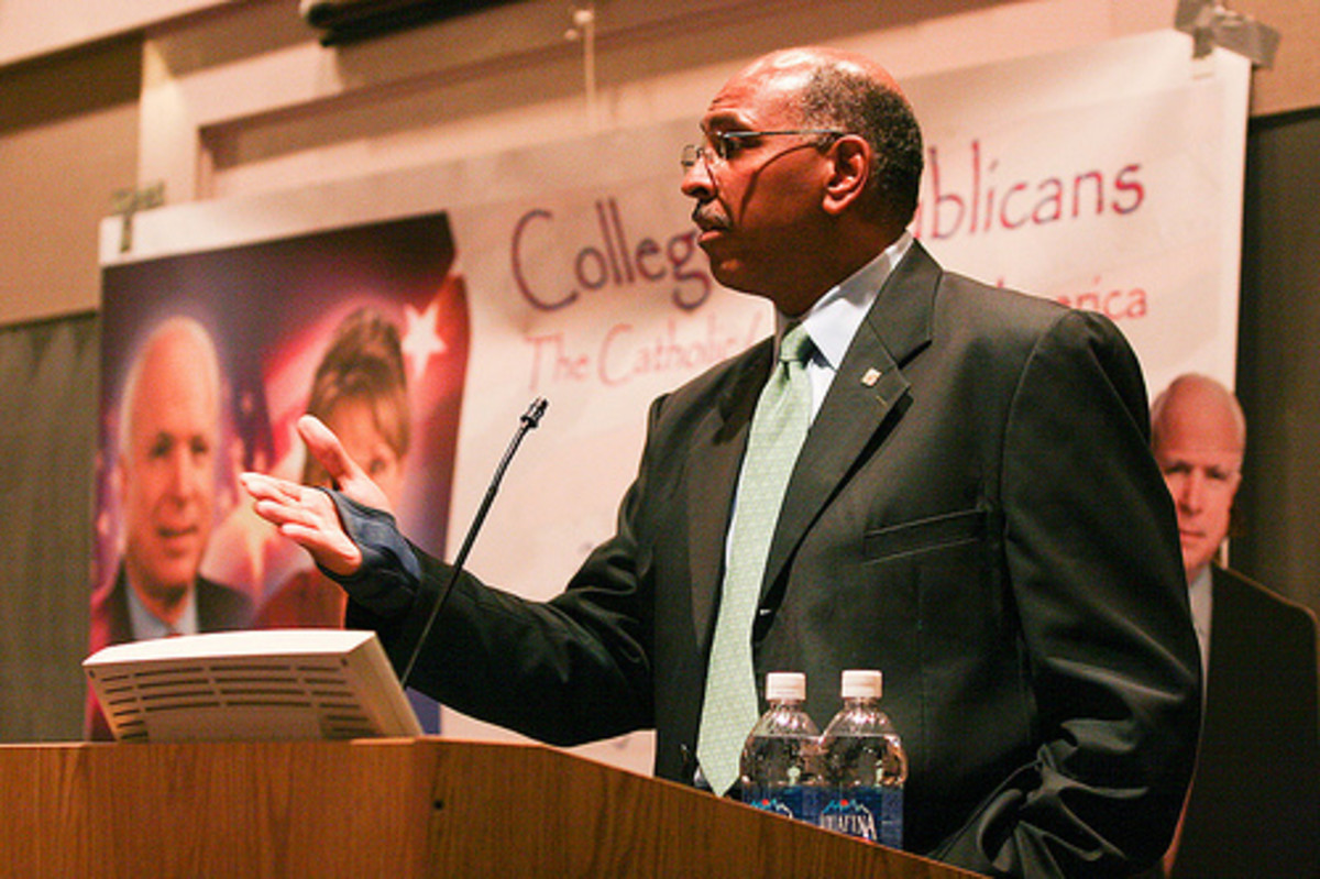 Michael Steele Speaks to College Republicans by cuatower.