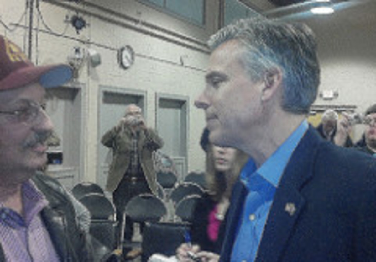 Huntsman Greets Supporter In New Hampshire
