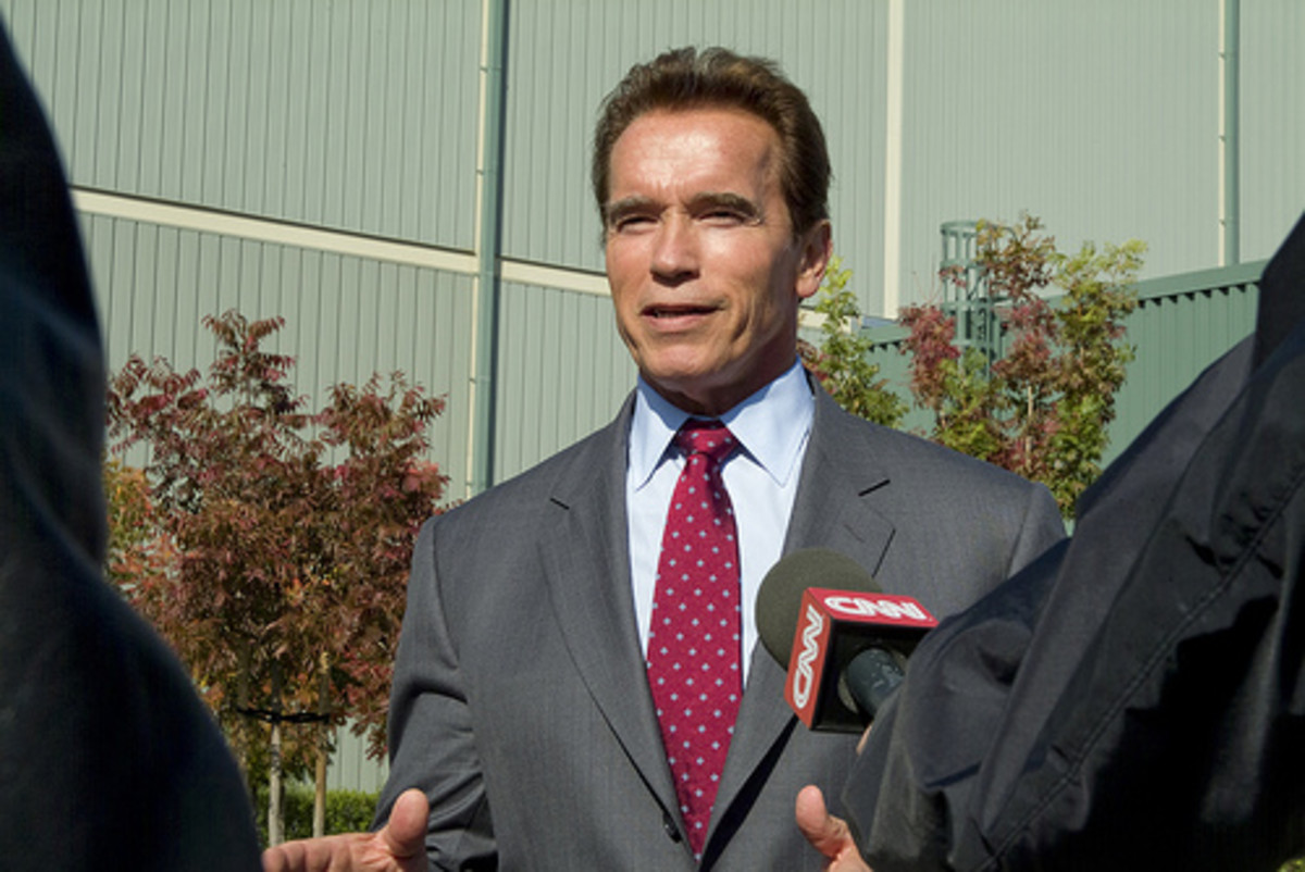 Gov. Schwarzenegger visit by llnl photos.