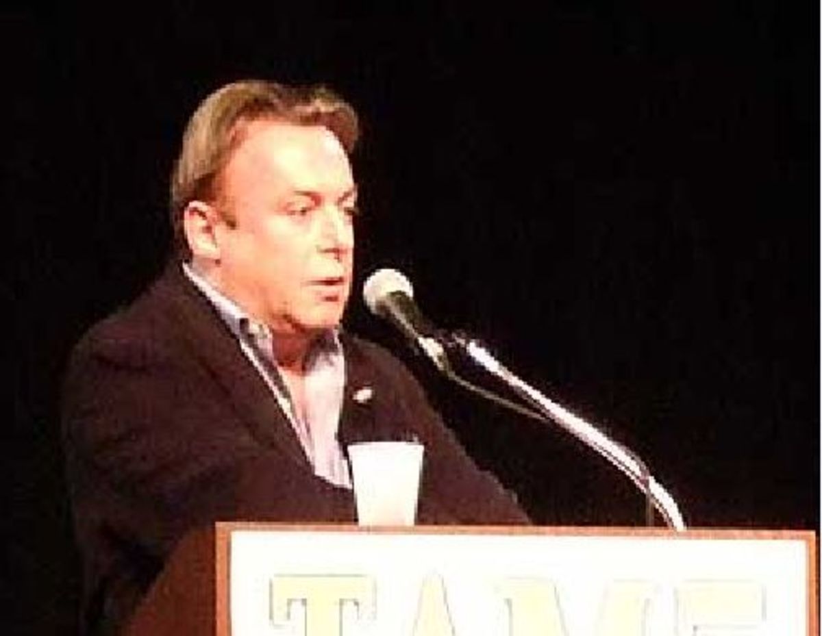 Christopher Hitchens speaking at The Amazing M...
