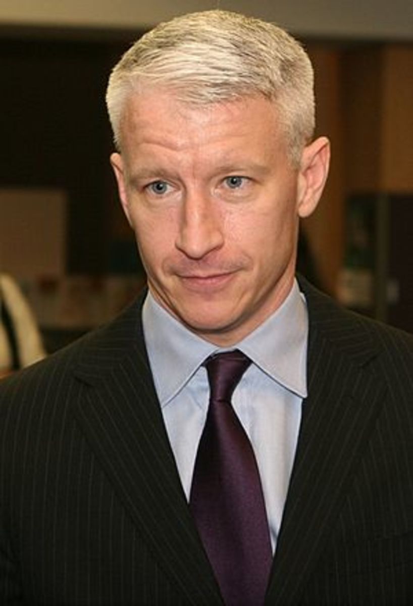 Anderson Cooper visited Wolfson Children's Hos...