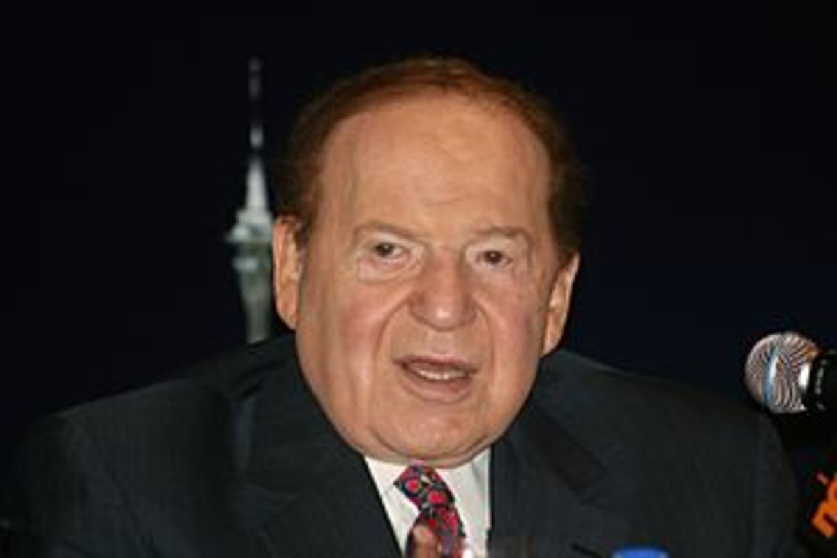 English: Photo of Sheldon Adelson, chairman of...