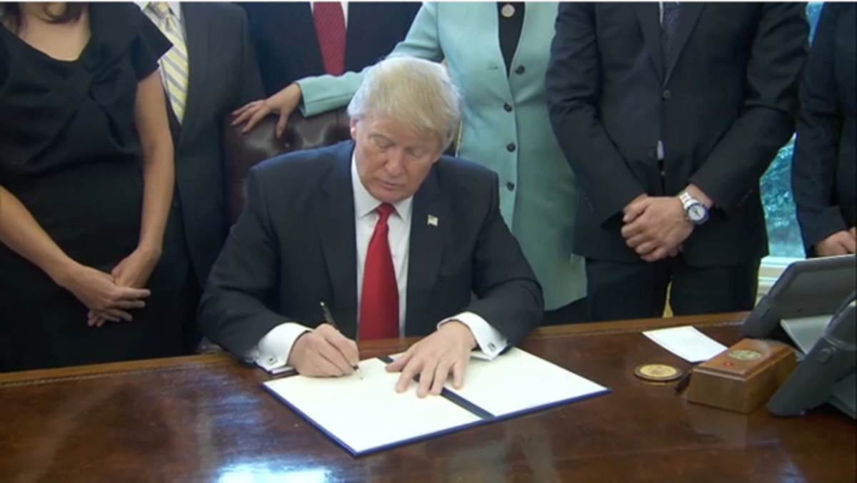 Trump Signing EO