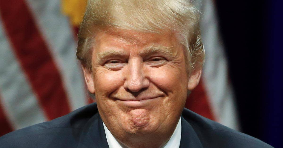 Donald-Trump-Smiling-Again-2